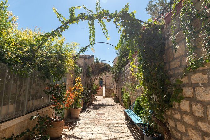 Best of Jerusalem Full-Day Tour from Tel Aviv - Saturday change: The First Station instead of the market
