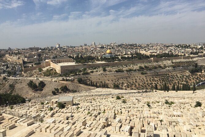 Day Tour Cruises Ashdod Port Jerusalem & Dead Sea or Bethlehem - Western Wall: the most important Jewish prayer space, explained with temple context