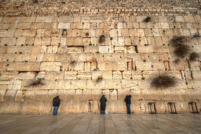 Jerusalem Half-Day Tour from Tel Aviv: Holy Sepulchre and Western Wall - Hotel pickup and the coach ride you’ll actually want