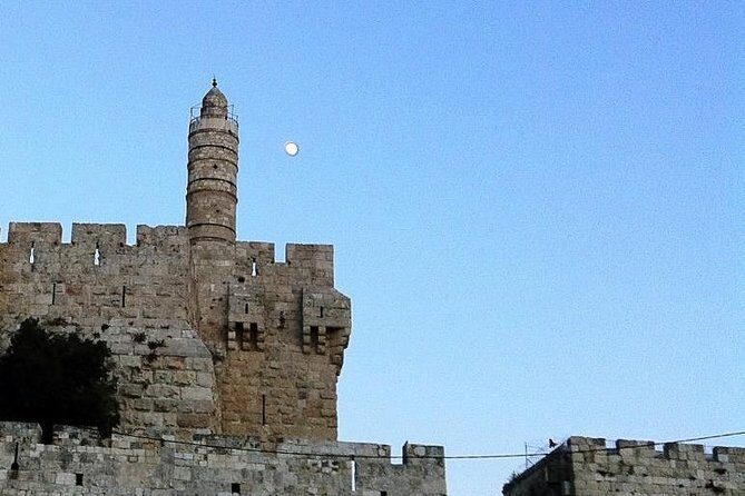 Jerusalem Heritage Private Tour - The Jewish Quarter, the Cardo, and the Hezekiah wide wall: ancient Jerusalem’s street map