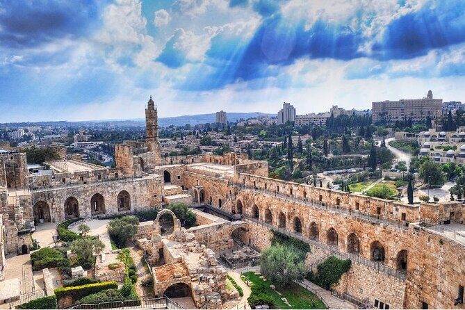Jerusalem : Private Walking Tour with A Guide (Private Tour) - Why this private Jerusalem walking tour feels different