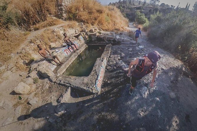 Jerusalem Running Tour-Experience the unique vibes of Jerusalem in your sneakers - Stop 2: Western Wall, the spiritual center you can feel