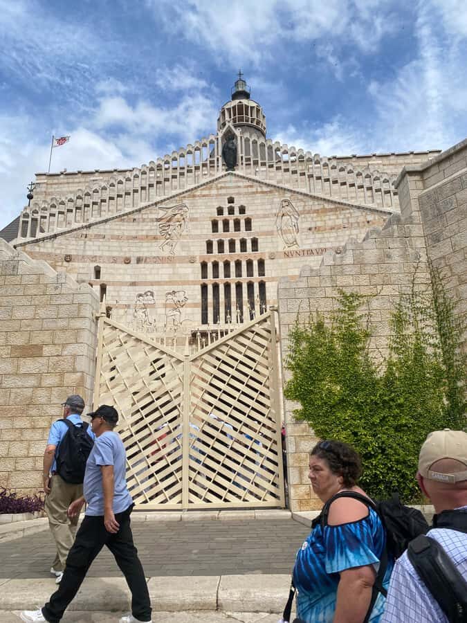 Nazareth: Biblical History & Culture Private Tour - Church of the Annunciation: Mosaics, the Grotto Tradition, and Angel Gabriel