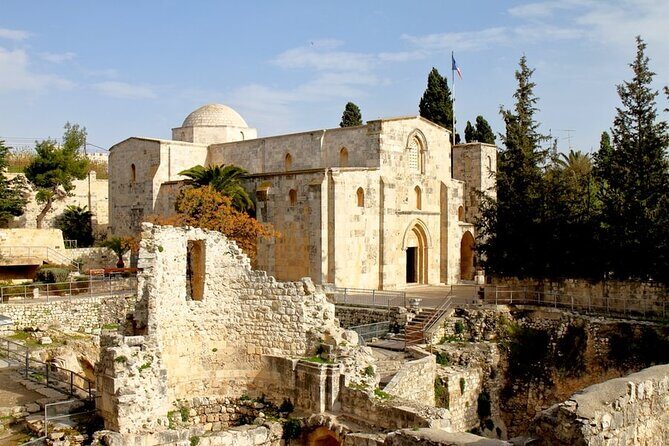 Palm Sunday in Jerusalem: Mass at Bethpage and Via Dolorosa Procession with Transport from Tel Aviv - Pool of Bethesda: A Calm Stop in a Busy Day