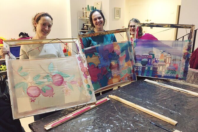 Private Silk Painting Workshop in Jerusalem - Create a scarf - - What to Bring: The Small Things That Save Your Outfit