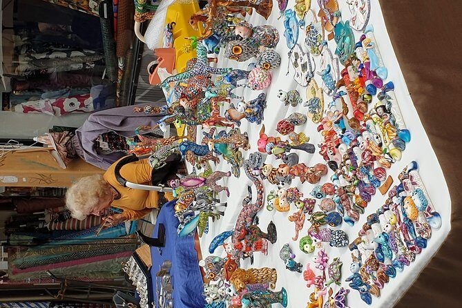 Privet walking tour in Tel Aviv-Yafo - Art Market on Tuesdays and Fridays: craft shopping with a real conversation